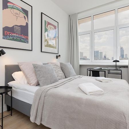 City Panorama Spacious Apartment By Renters Prestige Varsovie Extérieur photo