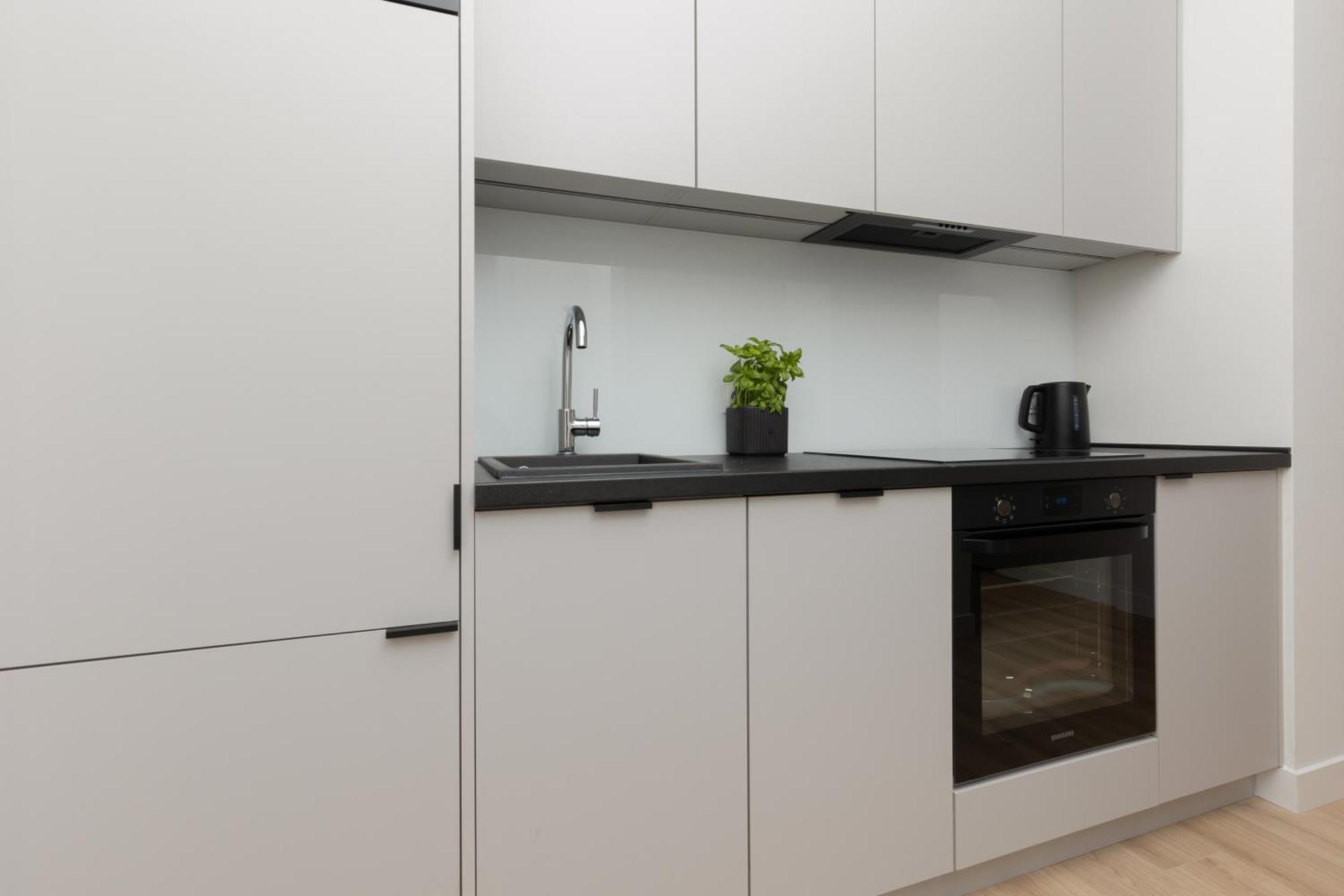 City Panorama Spacious Apartment By Renters Prestige Varsovie Extérieur photo